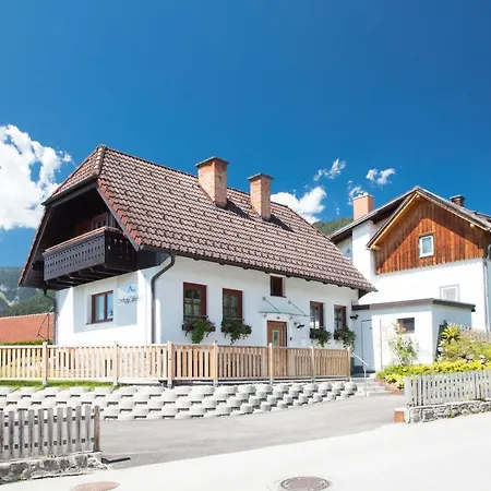 Am - By Mynests Aich (Styria)