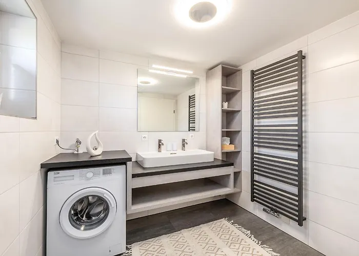 Am - By Mynests شاليه *