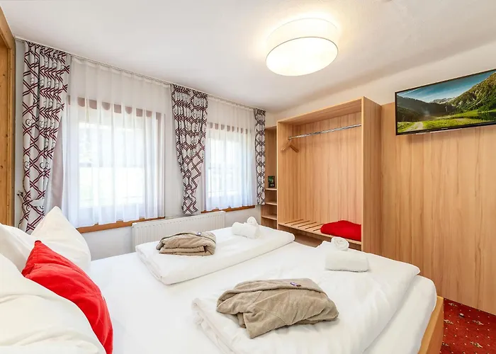 شاليه Am - By Mynests آيش